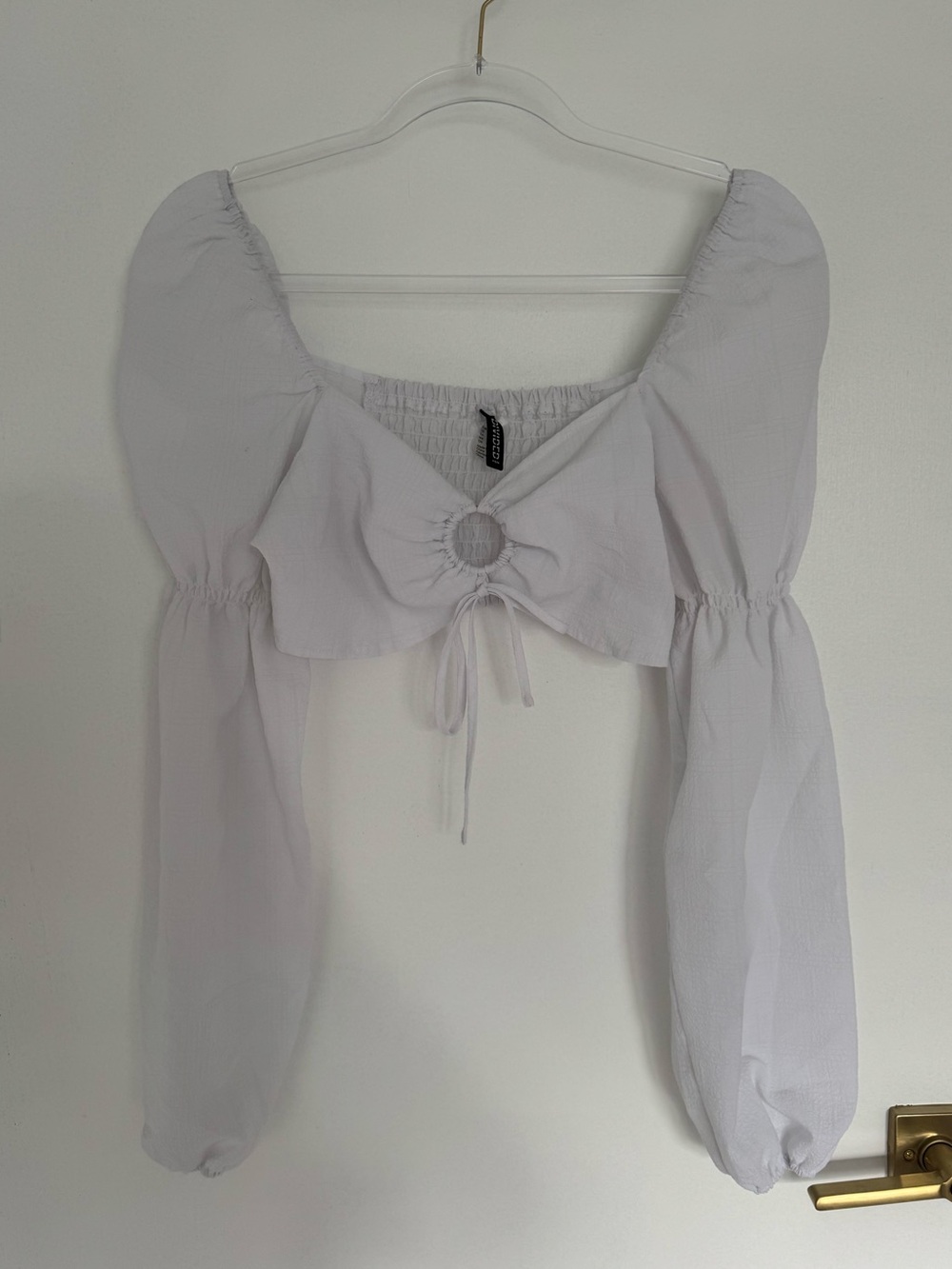 Divided White Long Sleeve Crop Top with Front Ring Tie